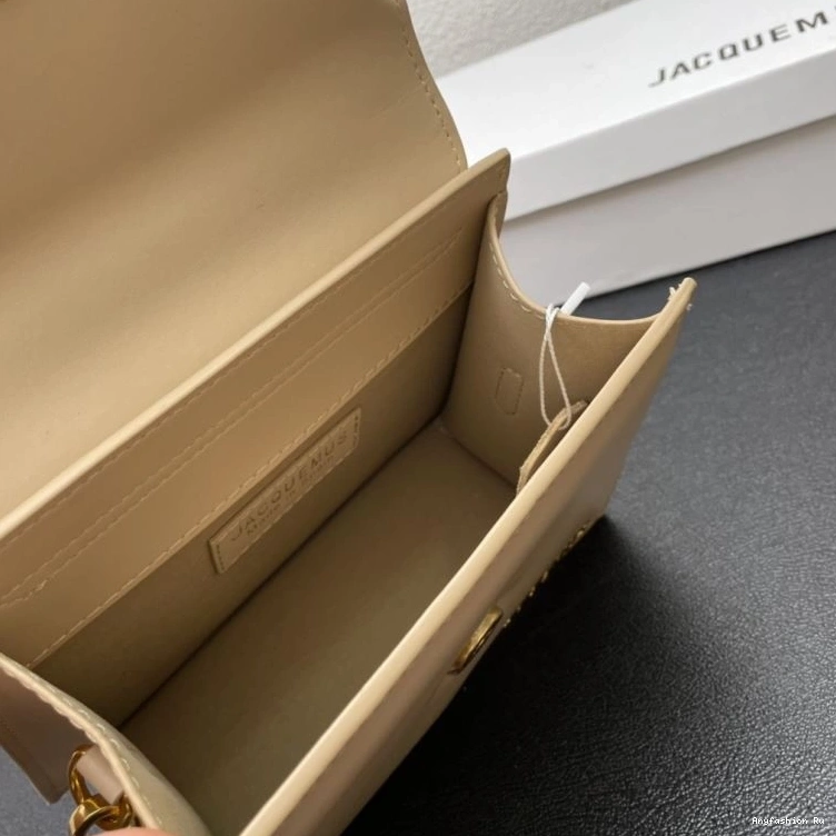 Lightweight Bags Top Handle 83904 Jacquemus 0817